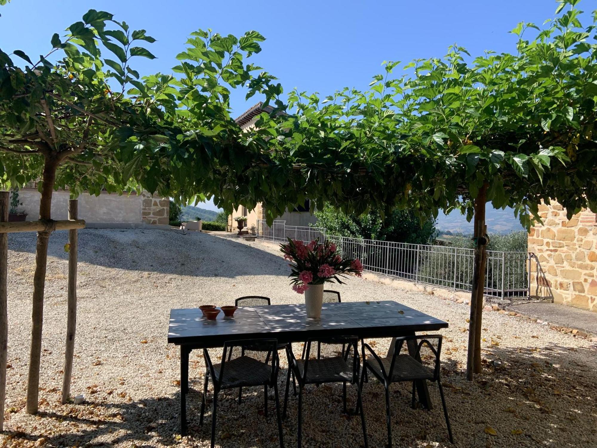 Borgo Crispiero Bed and Breakfast Buitenkant foto