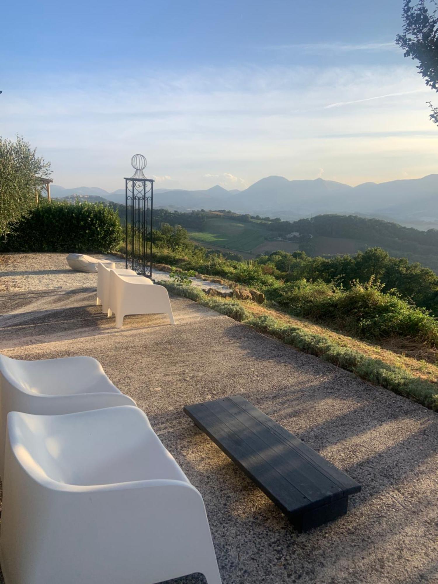 Borgo Crispiero Bed and Breakfast Buitenkant foto