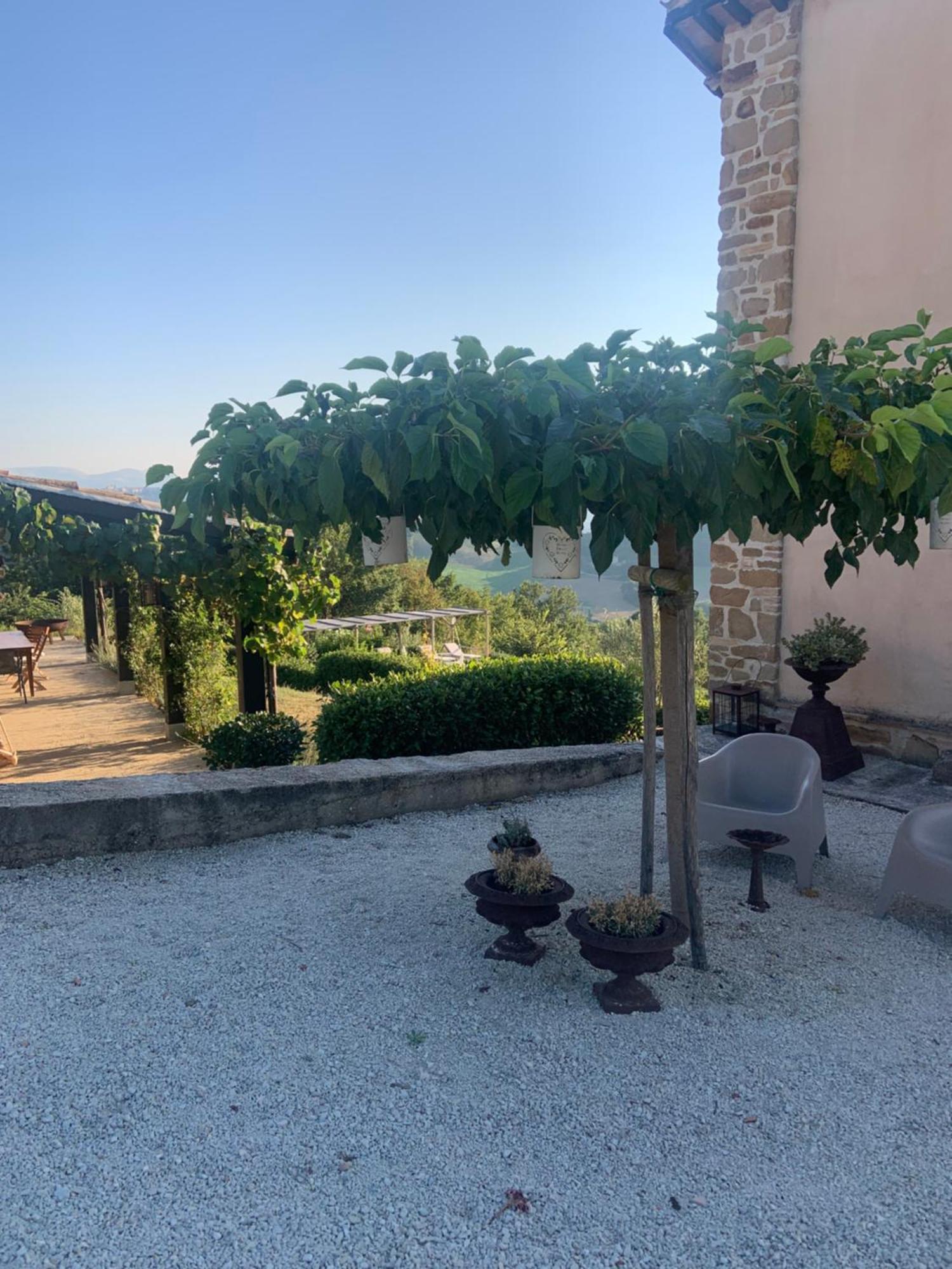 Borgo Crispiero Bed and Breakfast Buitenkant foto